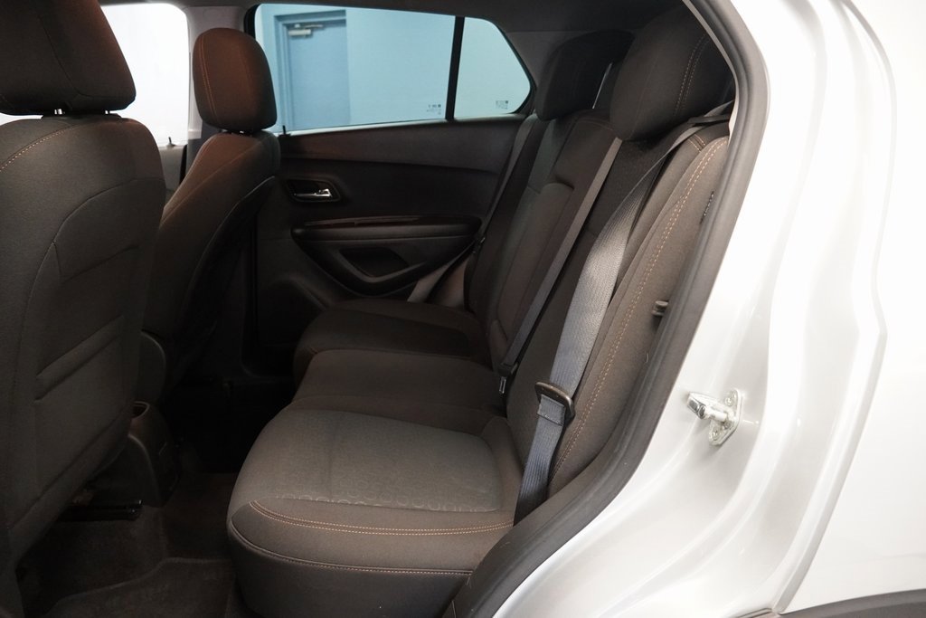 Used 2021 Chevrolet Trax LS w/ Tint and Cruise Package image 25