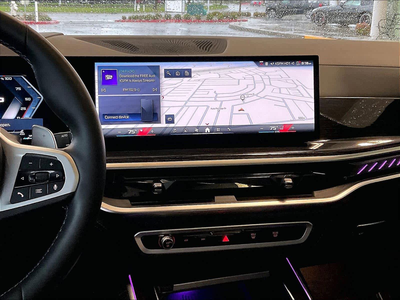 Used 2025 BMW X7 M60i image 8