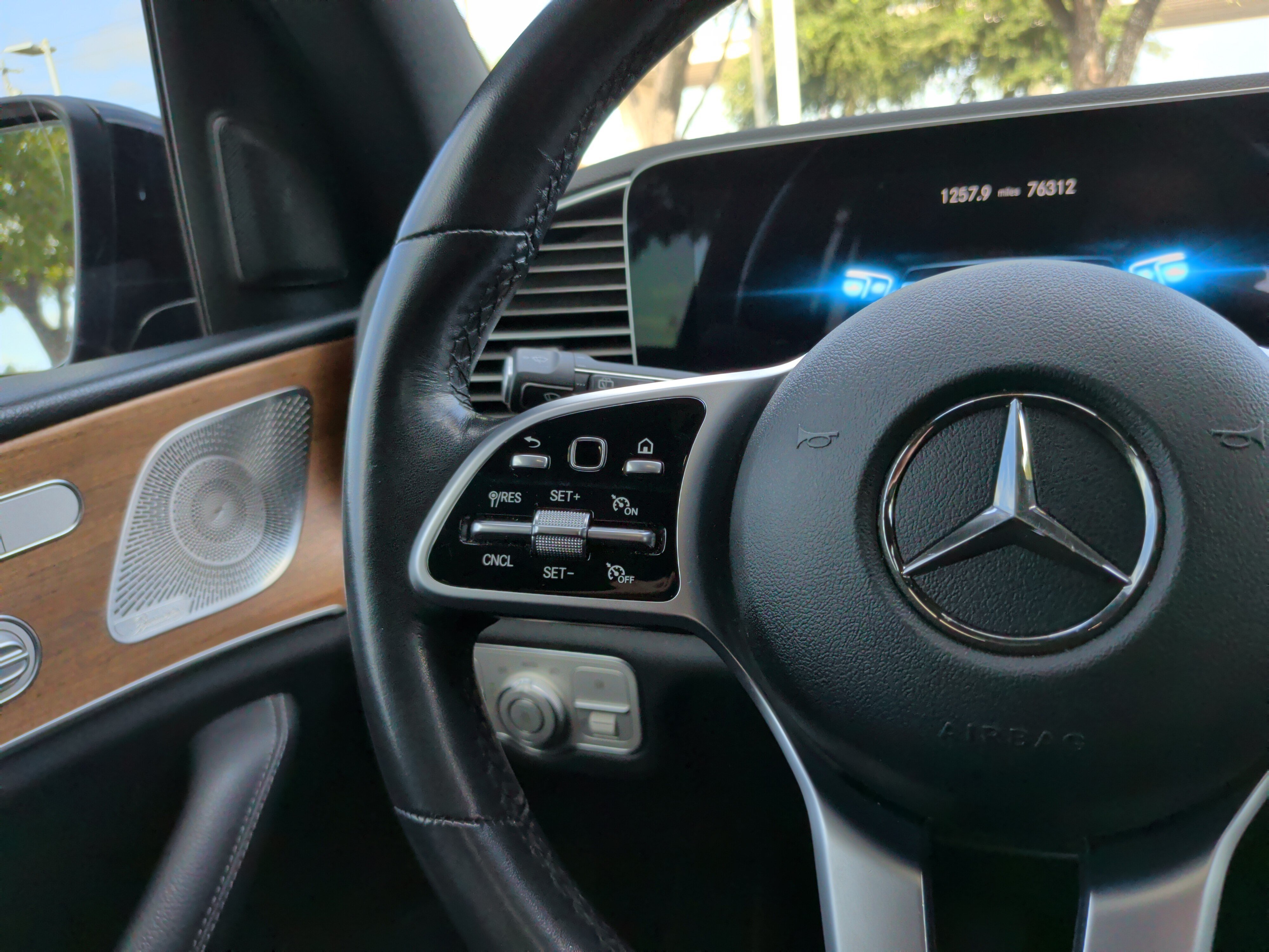 Used 2021 Mercedes-Benz GLE 350 4MATIC image 22