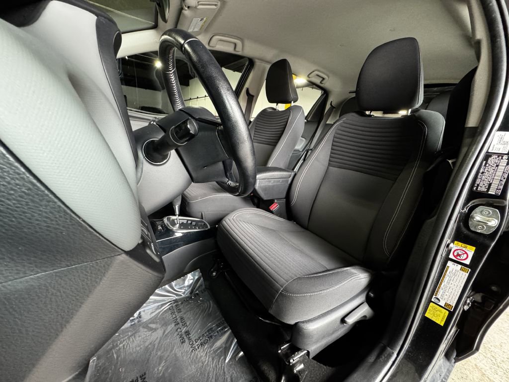 Used 2015 Toyota Yaris SE image 12