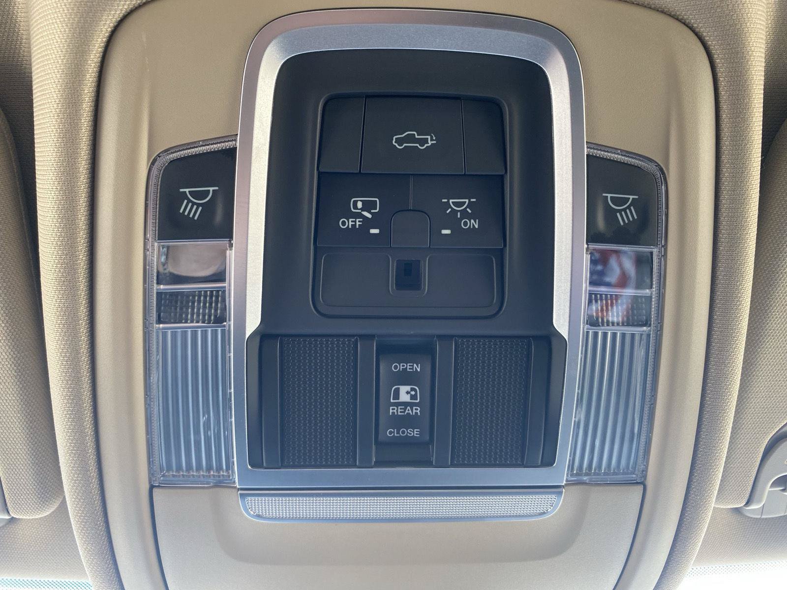 Used 2021 RAM 1500 Laramie AWD/4WD image 25