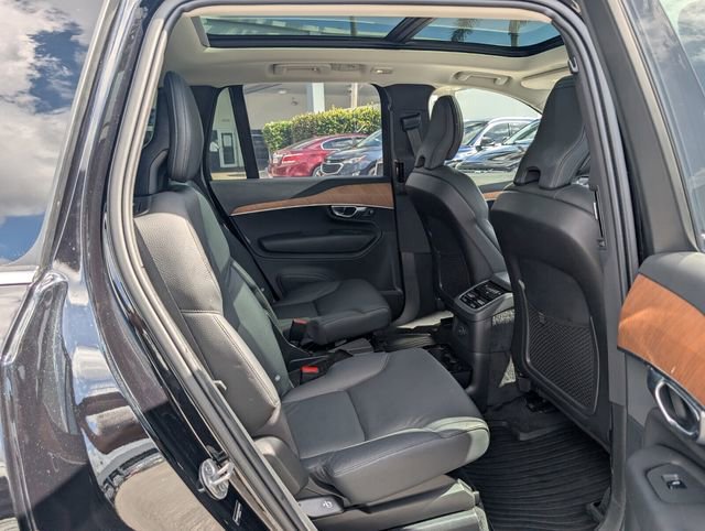 Certified 2025 Volvo XC90 T8 Plus w/ Protection Package Premier AWD/4WD image 19