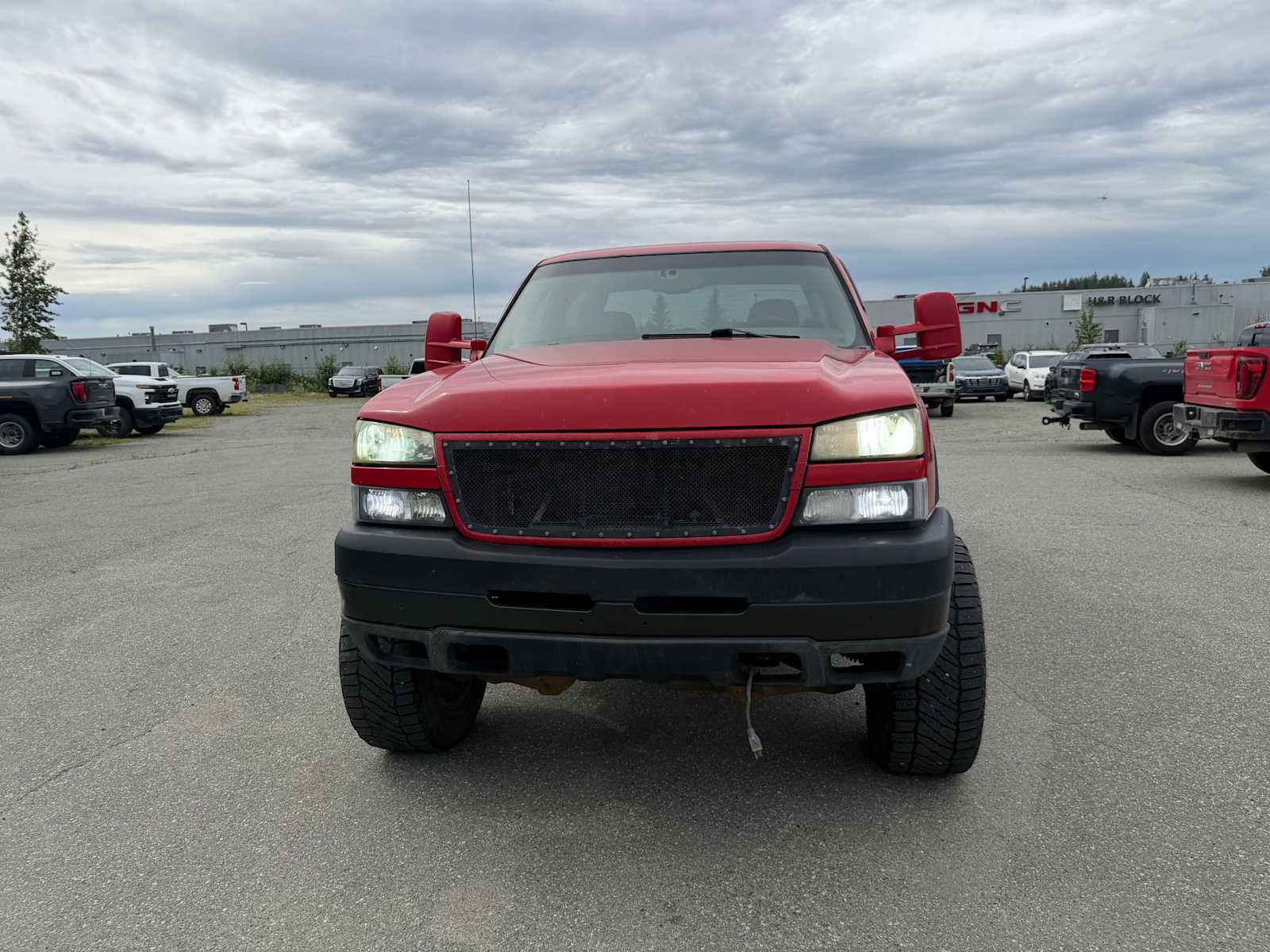 Used 2005 Chevrolet Silverado 2500 LS w/ Snow Plow Prep Package AWD/4WD image 4