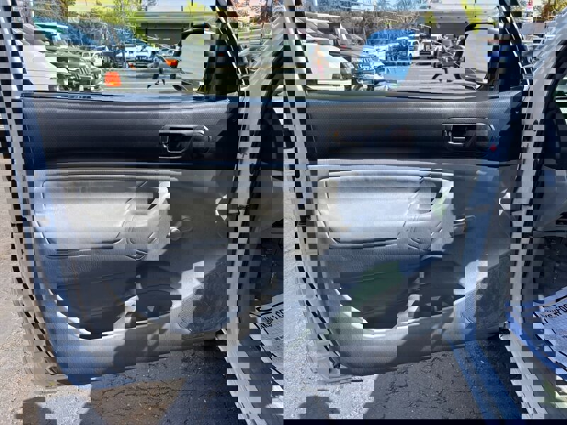 Used 2014 Toyota Tacoma 2WD Regular Cab image 11