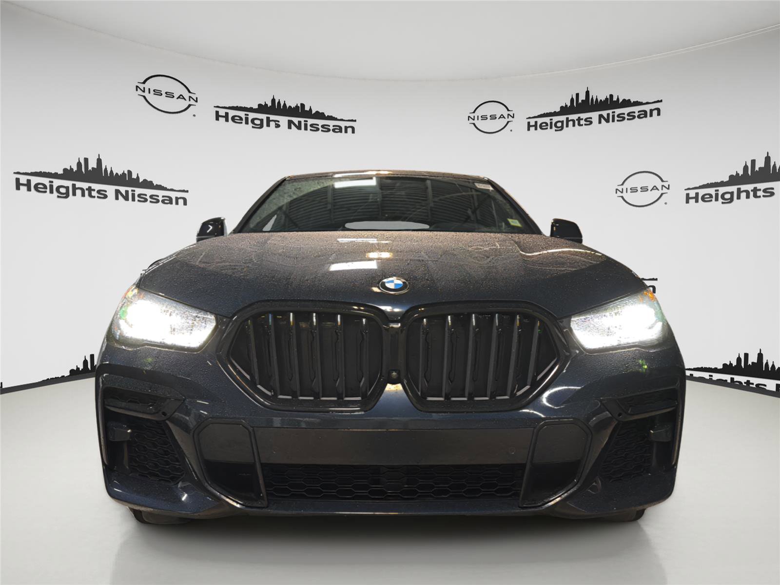 Used 2023 BMW X6 xDrive40i w/ M Sport Package AWD/4WD image 6