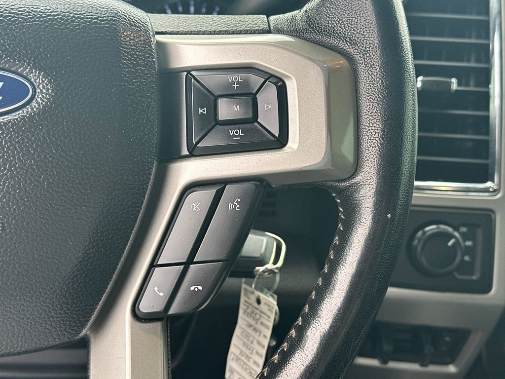 Used 2018 Ford F250 Lariat w/ Lariat Value Package AWD/4WD image 25