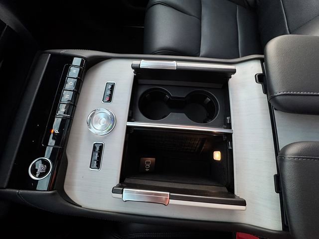 New 2025 Lincoln Navigator Reserve image 36