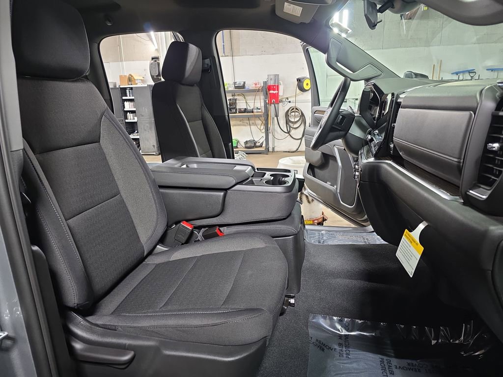New 2026 GMC Sierra 2500 SLE w/ SLE Value Package; AWD/4WD image 10
