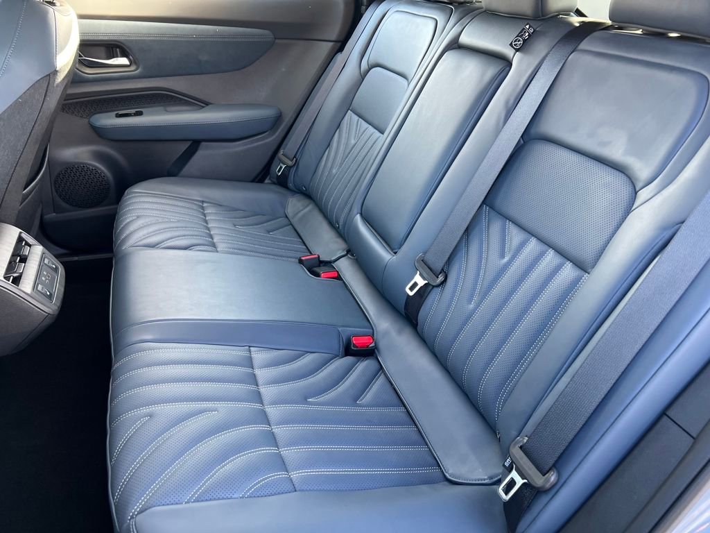 Used 2023 Nissan Ariya image 12