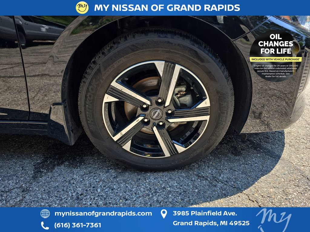 Used 2025 Nissan Sentra SV w/ All-Weather Package FWD image 33