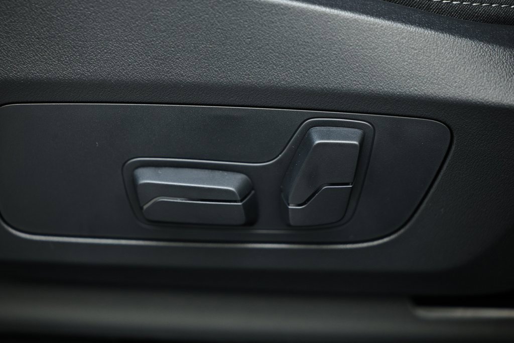 New 2026 BMW X1 xDrive28i w/ Convenience Package image 24