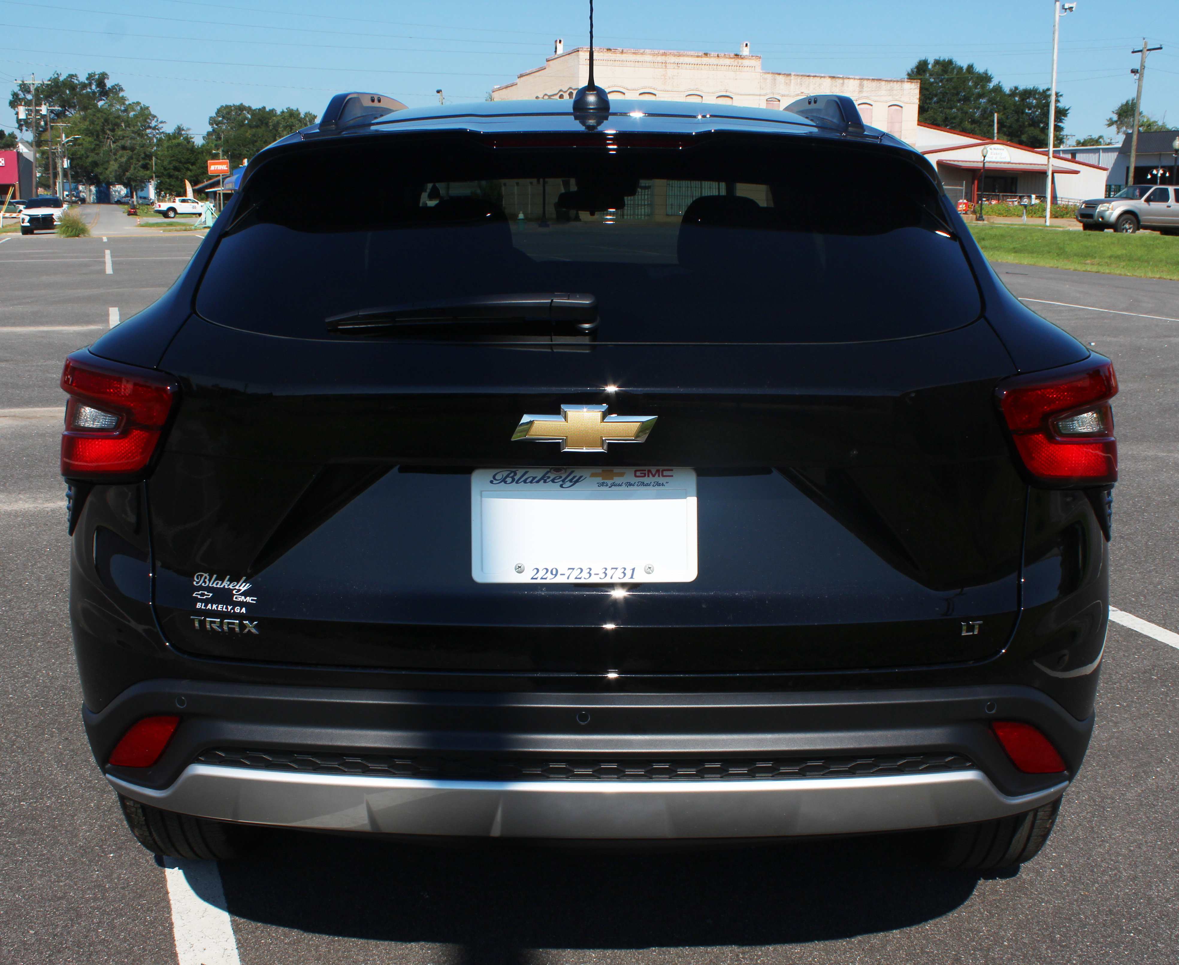 New 2025 Chevrolet Trax LT w/ Driver Confidence Package image 6