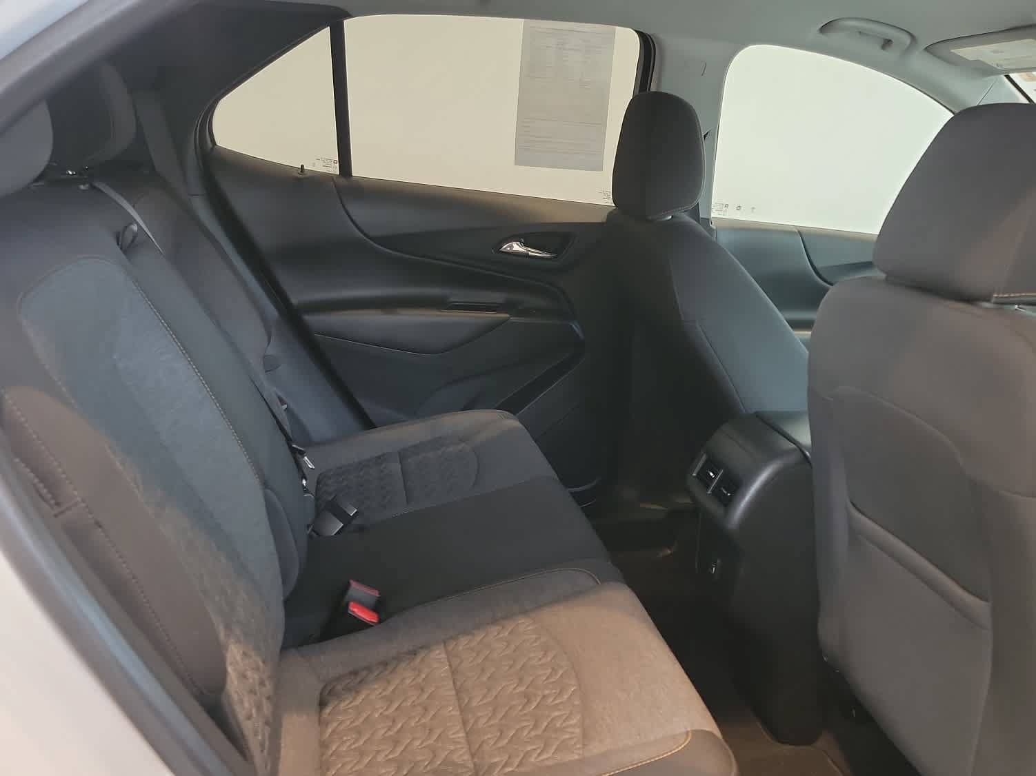 Used 2022 Chevrolet Equinox LT AWD/4WD image 18