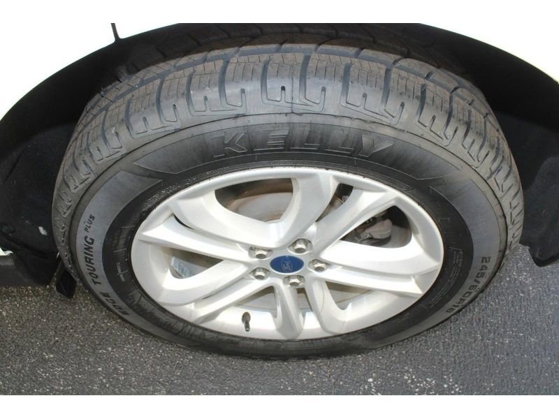 Used 2020 Ford Edge SEL w/ Convenience Package image 9