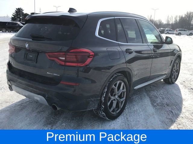 Used 2021 BMW X3 xDrive30e image 4