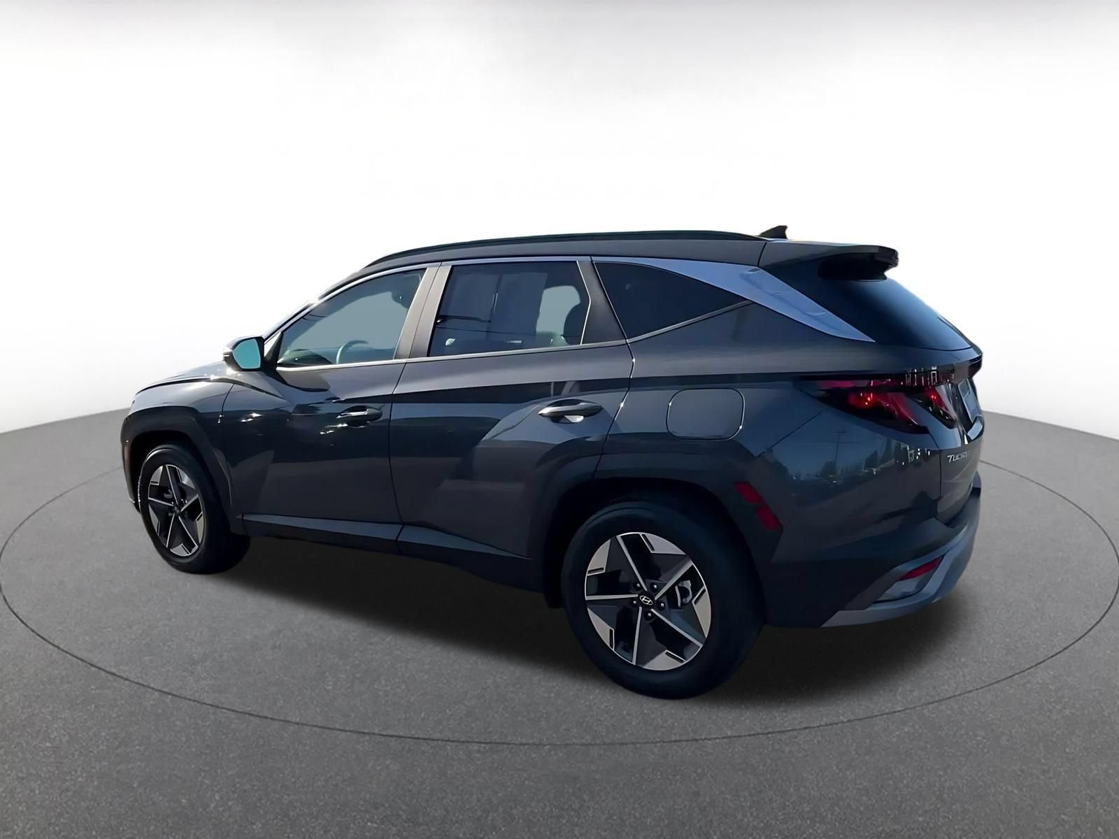 Used 2026 Hyundai Tucson SEL Plus FWD image 9