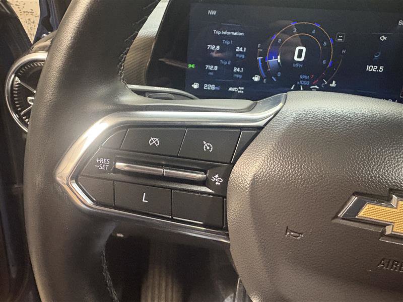 Used 2025 Chevrolet Equinox LT w/ Convenience Package II image 23