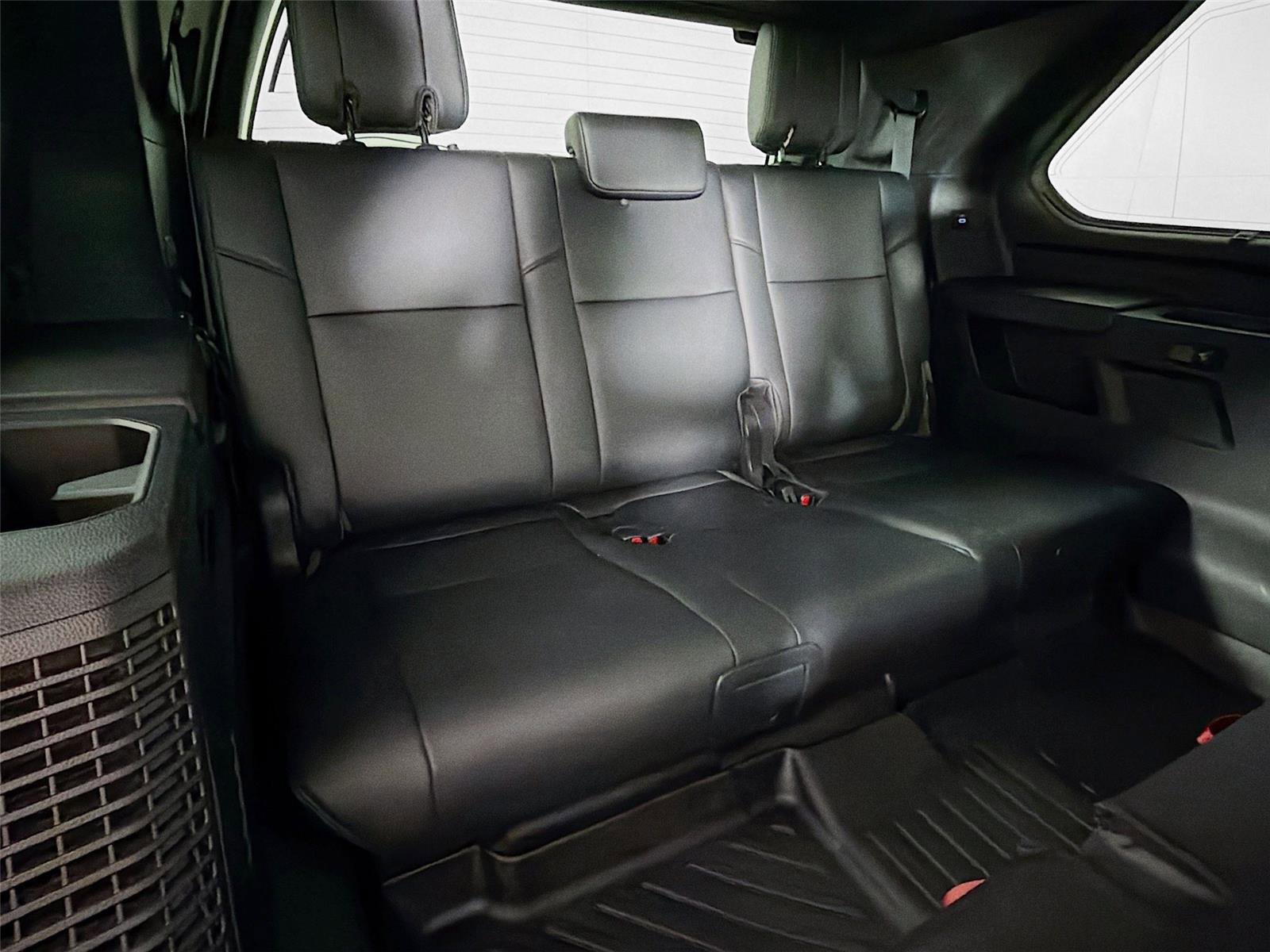 Used 2025 Toyota Sequoia Limited AWD/4WD image 27