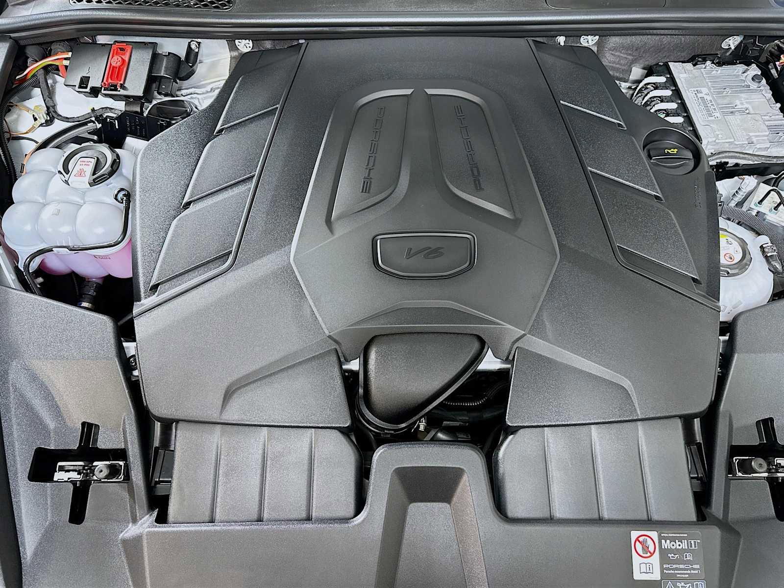 New 2026 Porsche Cayenne S image 31