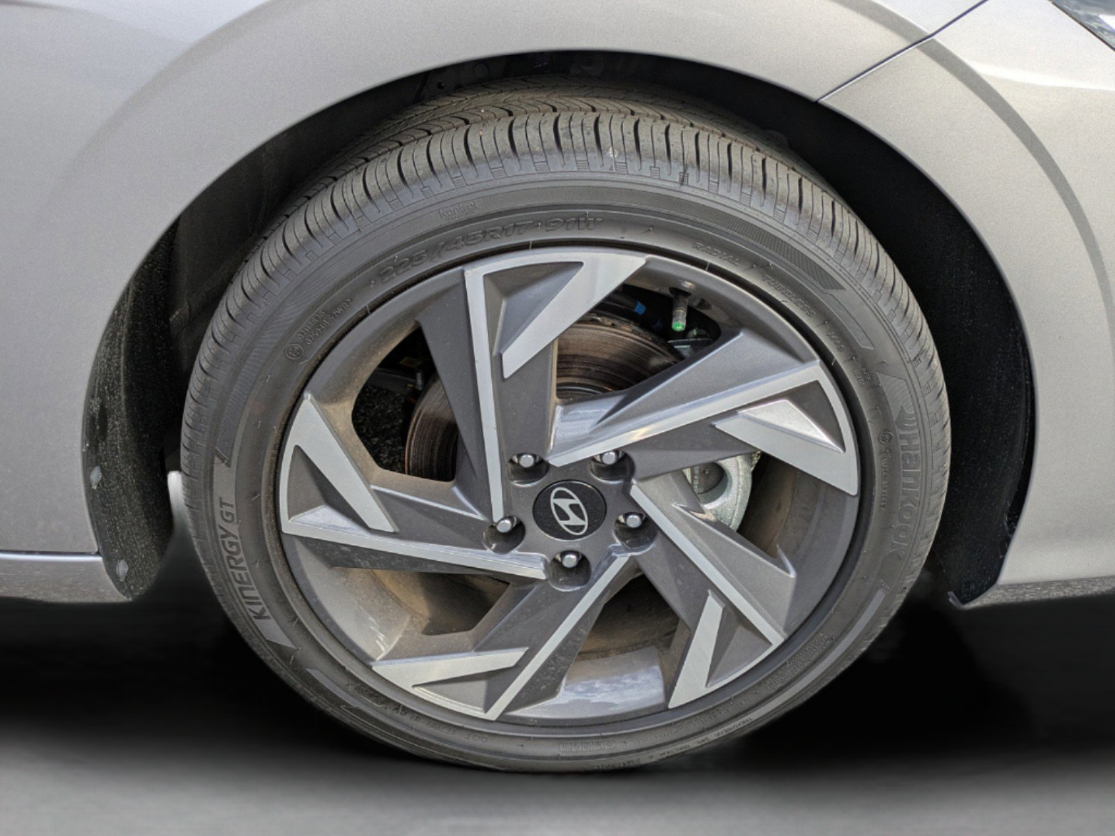 Certified 2025 Hyundai Elantra SEL FWD image 11