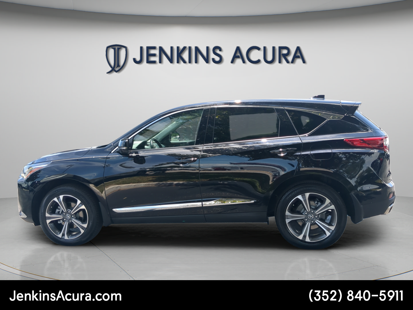 Used 2024 Acura RDX w/ Advance Package AWD/4WD image 4