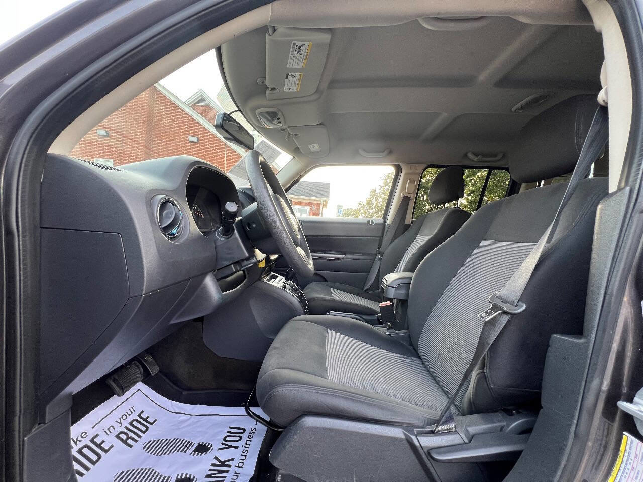 Used 2017 Jeep Patriot Sport w/ Power Value Group image 12