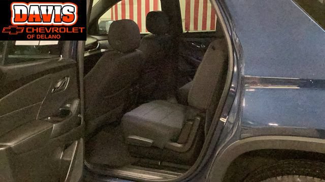 Used 2023 Chevrolet Traverse LT w/ LPO, Floor Liner Package AWD/4WD image 9