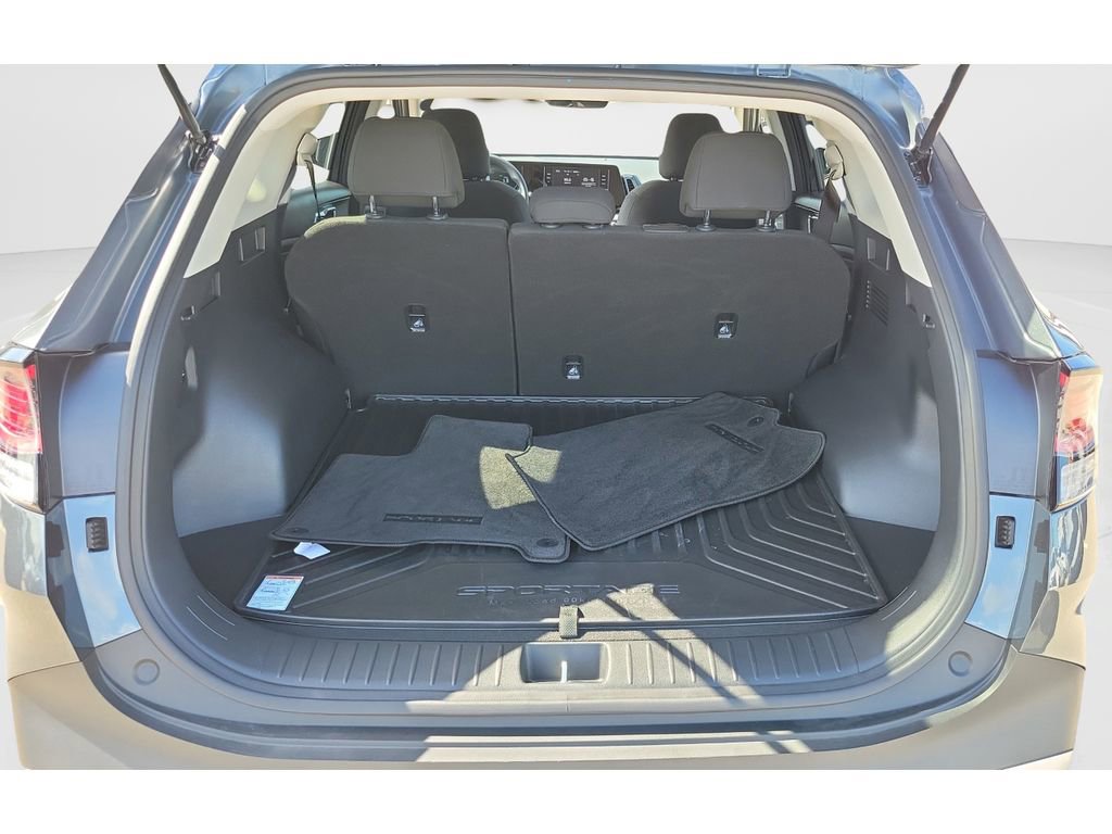 Used 2025 Kia Sportage LX image 12