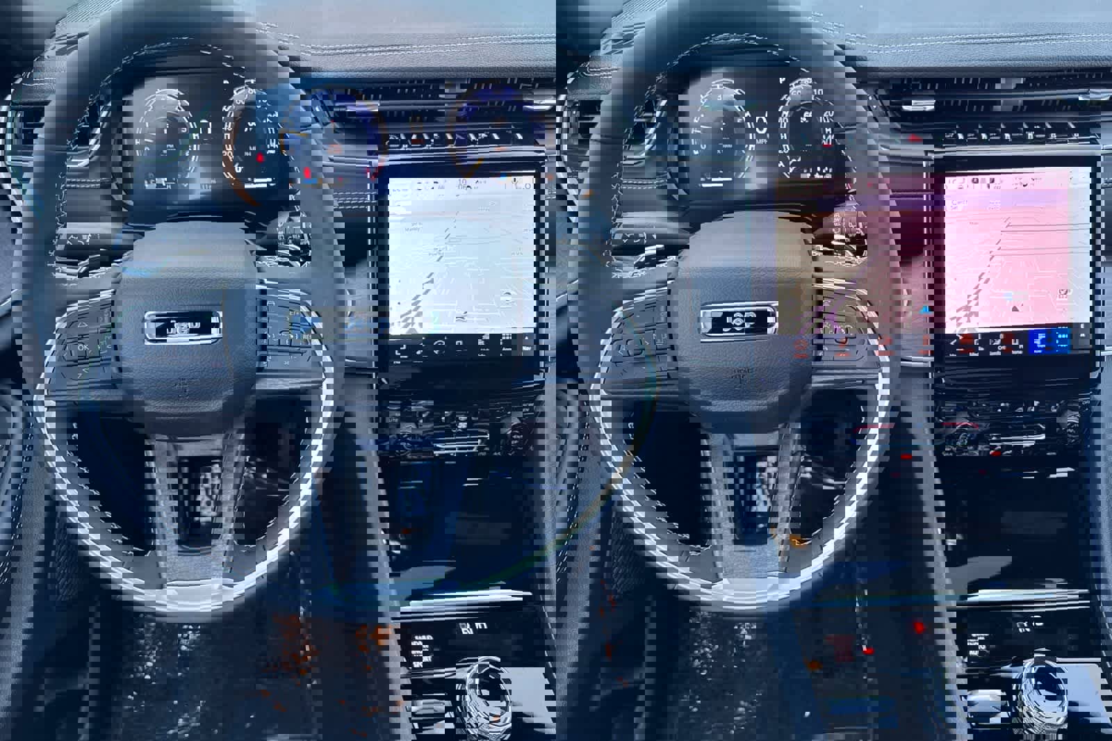 New 2025 Jeep Grand Cherokee Limited w/ Luxury Tech Group II image 14