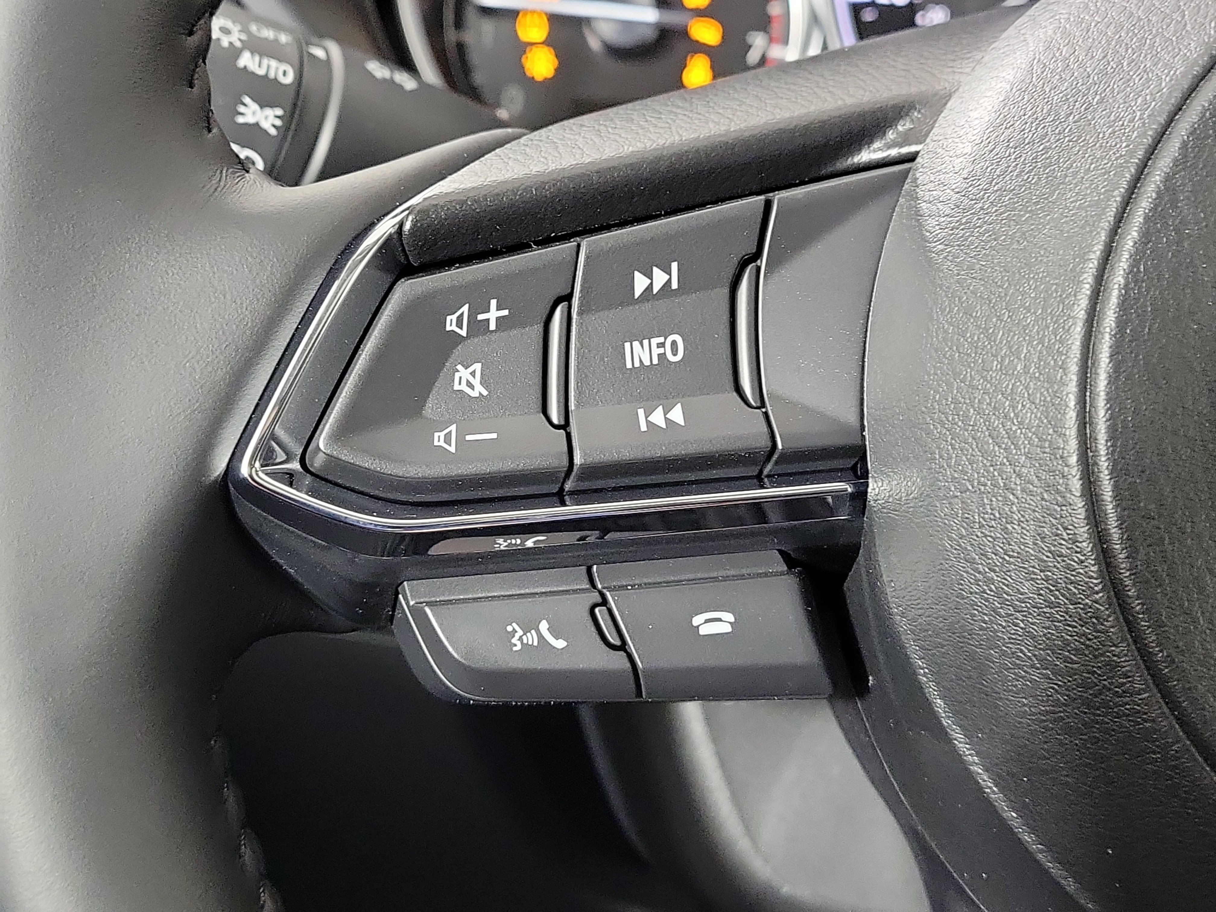 New 2025 MAZDA CX-5 AWD 2.5 S w/ Preferred Package image 15