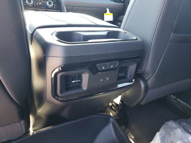 New 2026 GMC Sierra 1500 AT4 w/ AT4 Premium Package AWD/4WD image 17