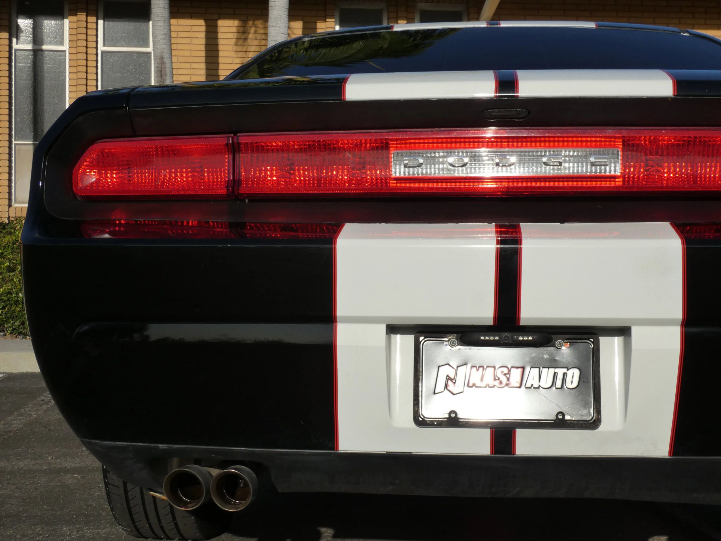 Used 2013 Dodge Challenger SXT image 11