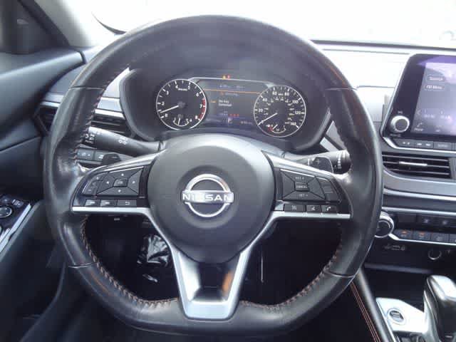 Used 2023 Nissan Altima 2.5 SR FWD image 14