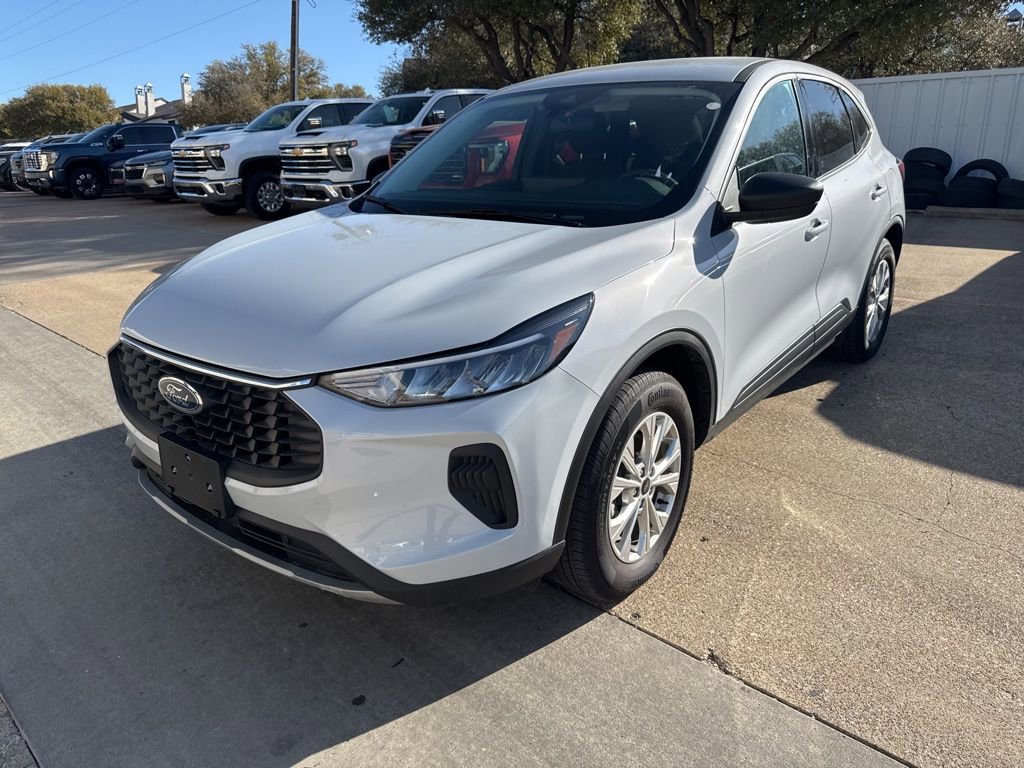 Used 2025 Ford Escape Active w/ Tech Pack #1 image 1