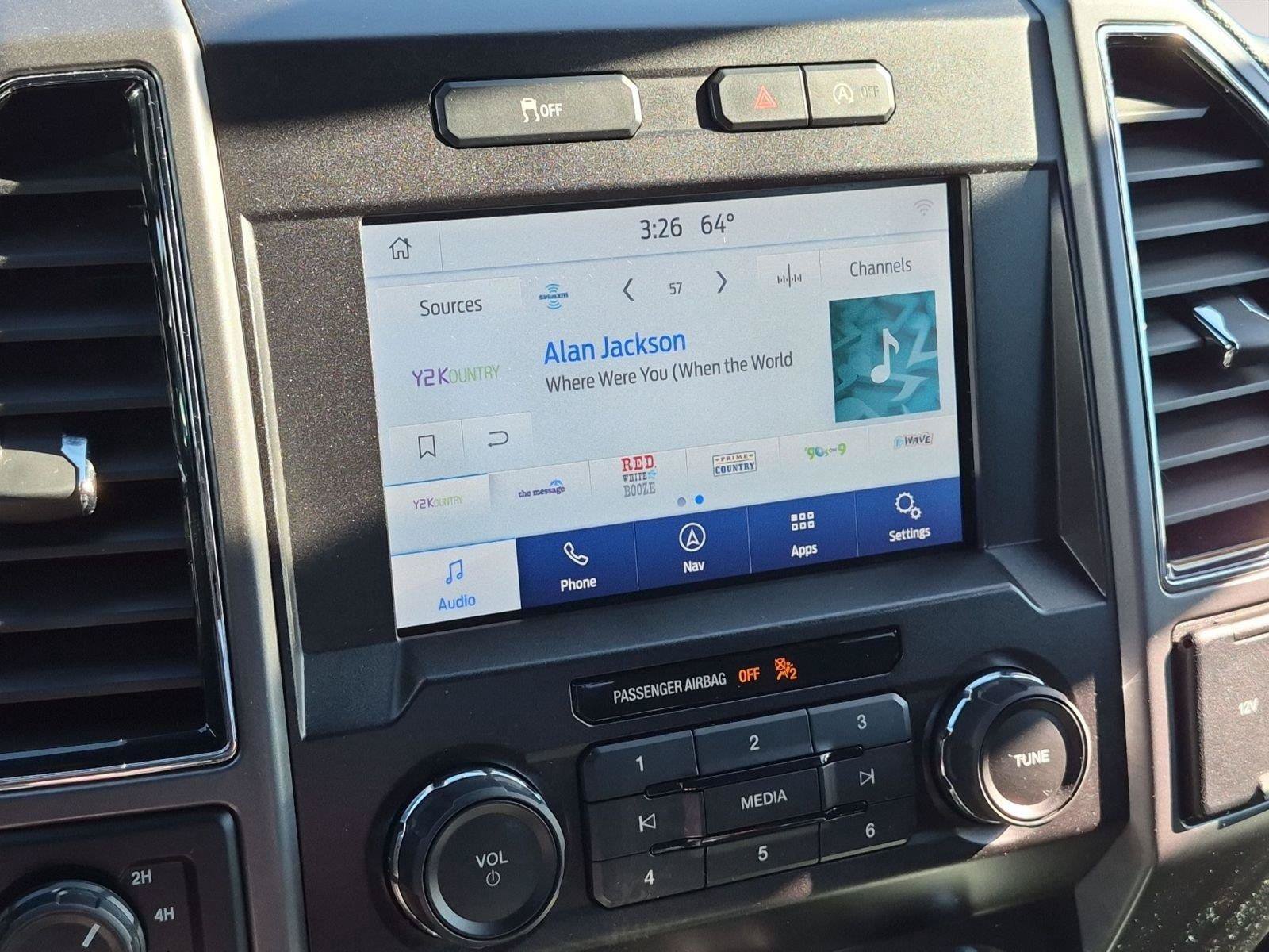 Used 2019 Ford F150 XLT w/ Equipment Group 302A Luxury AWD/4WD image 28