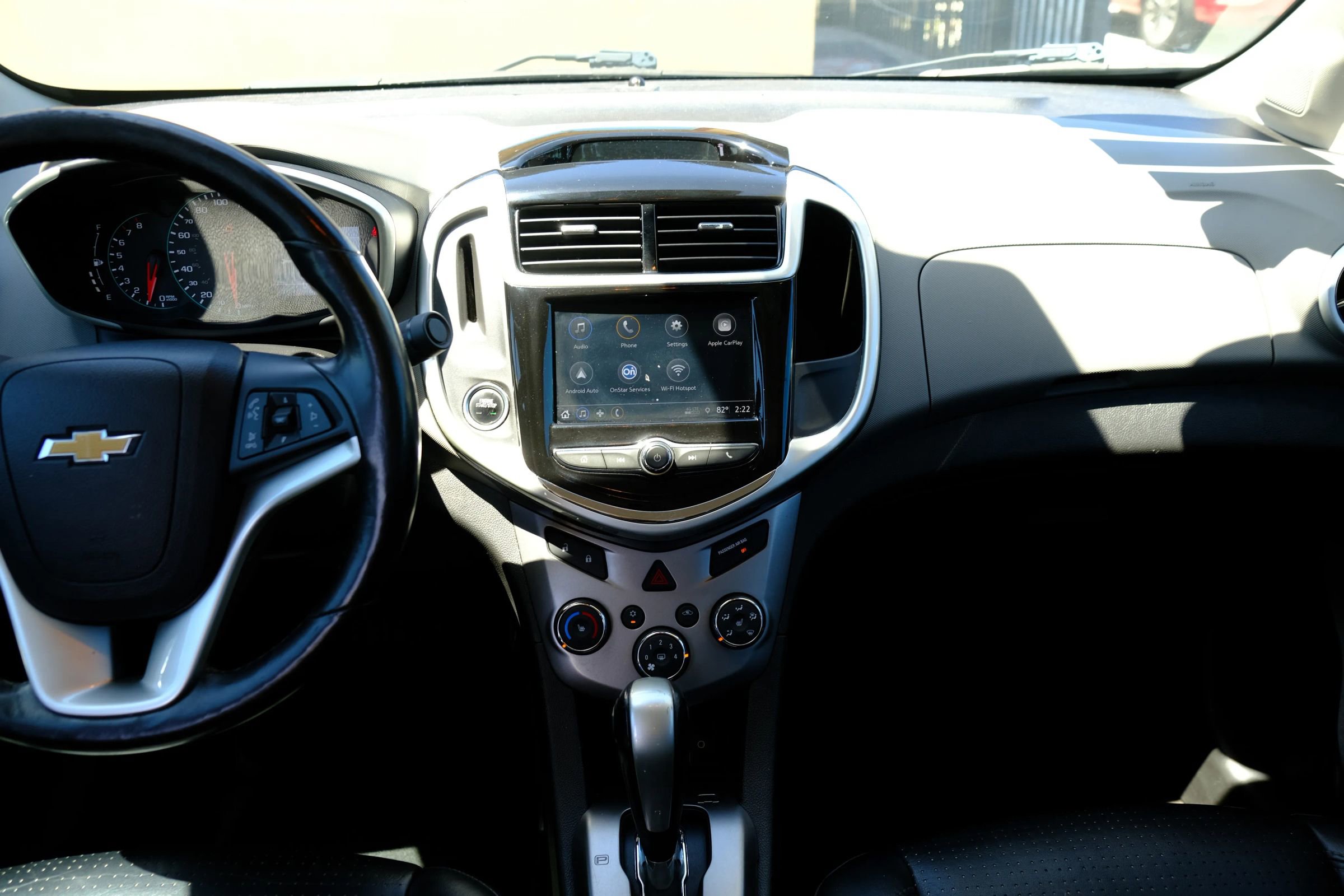 Used 2018 Chevrolet Sonic Premier w/ Driver Confidence Package FWD image 22