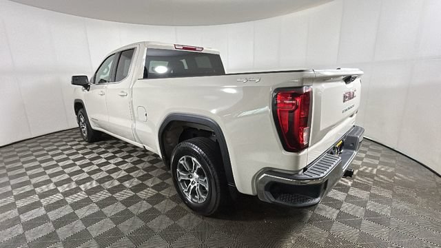 New 2026 GMC Sierra 1500 SLE AWD/4WD image 4
