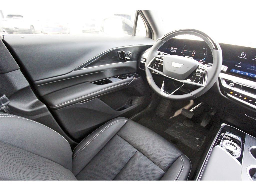 New 2026 Cadillac Lyriq Sport image 8