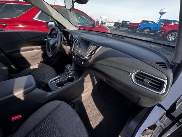 Used 2024 Chevrolet Equinox LT w/ LPO, Floor Liner Package image 11