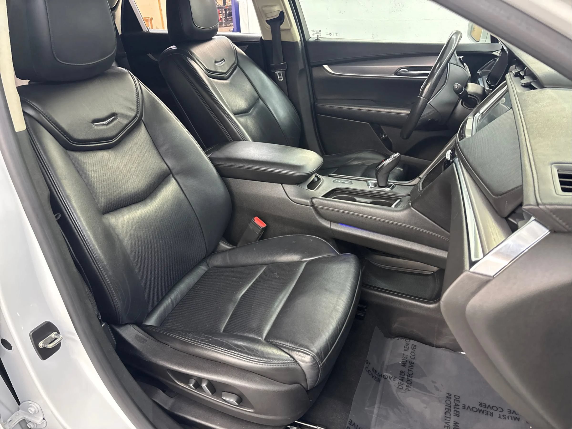Used 2017 Cadillac XT5 Premium Luxury FWD image 13