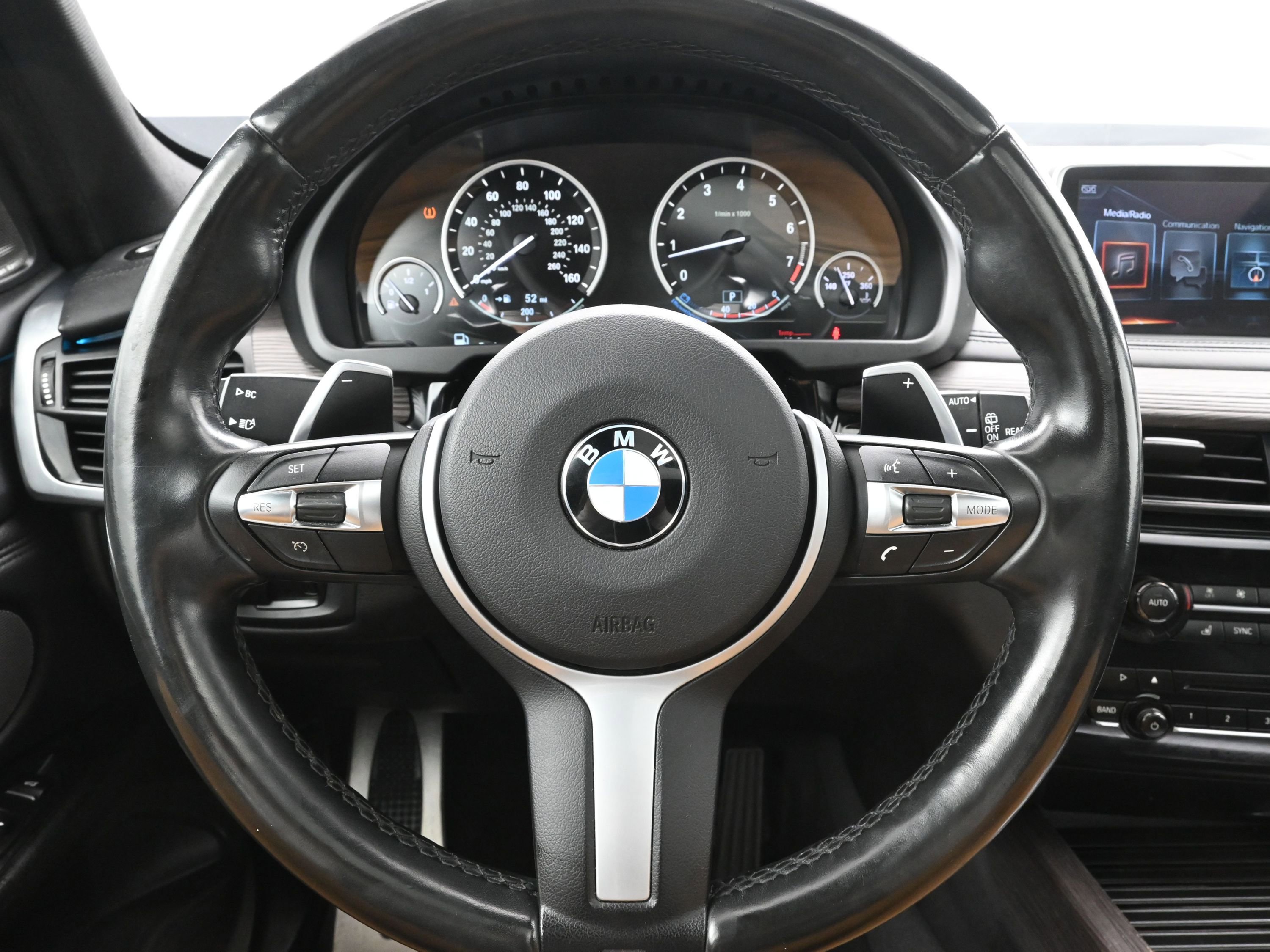 Used 2017 BMW X5 xDrive50i image 13