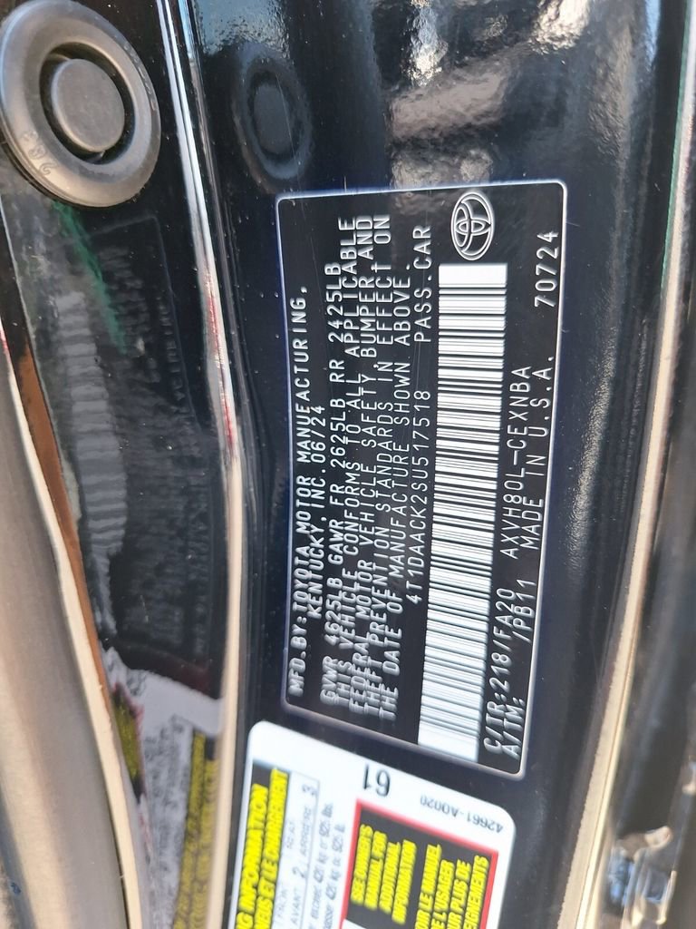 Used 2025 Toyota Camry SE image 31