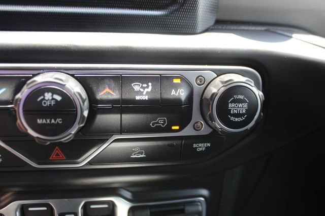 Used 2022 Jeep Wrangler Unlimited Sport AWD/4WD image 25