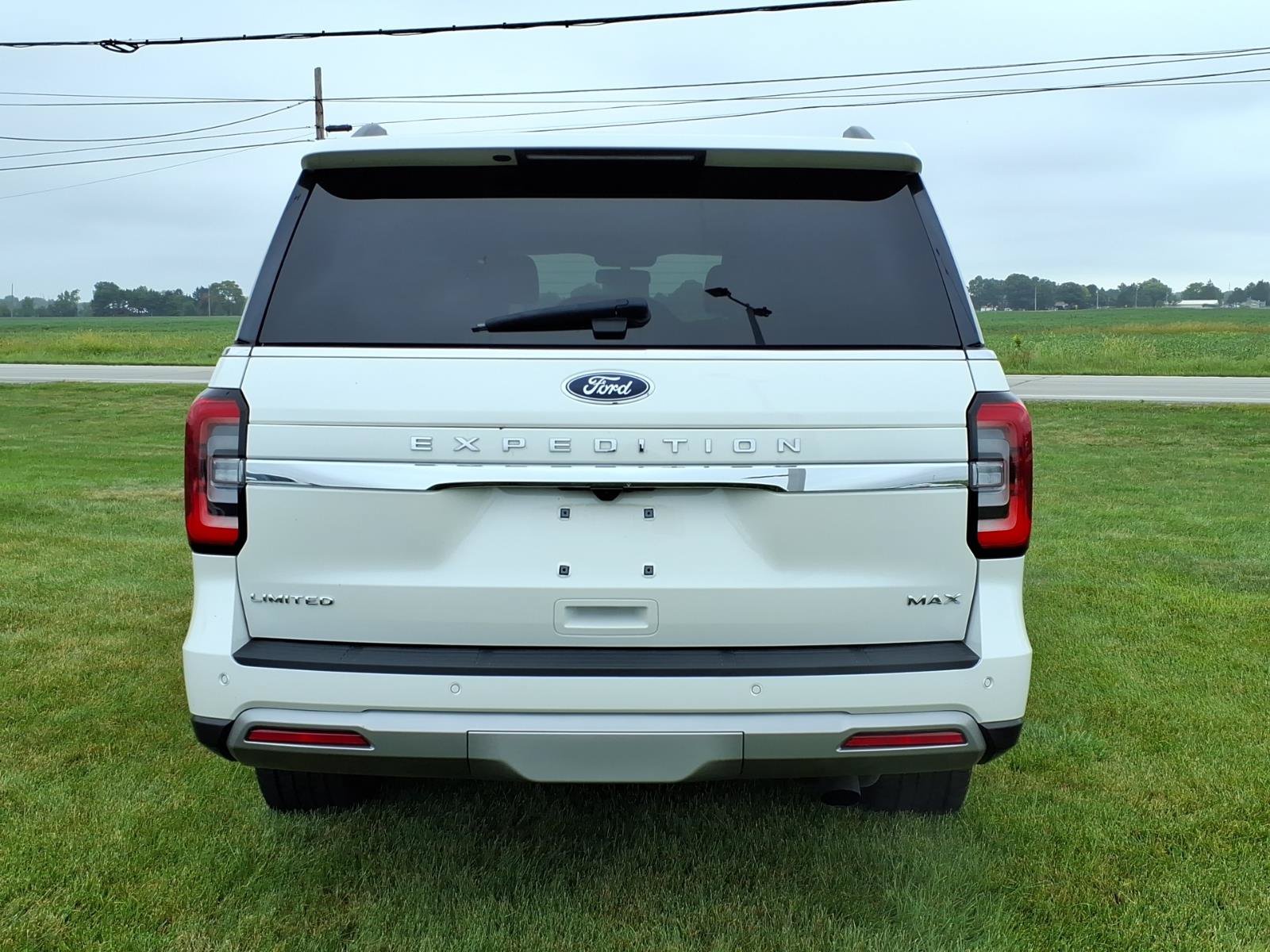 Used 2024 Ford Expedition Max Limited AWD/4WD image 4