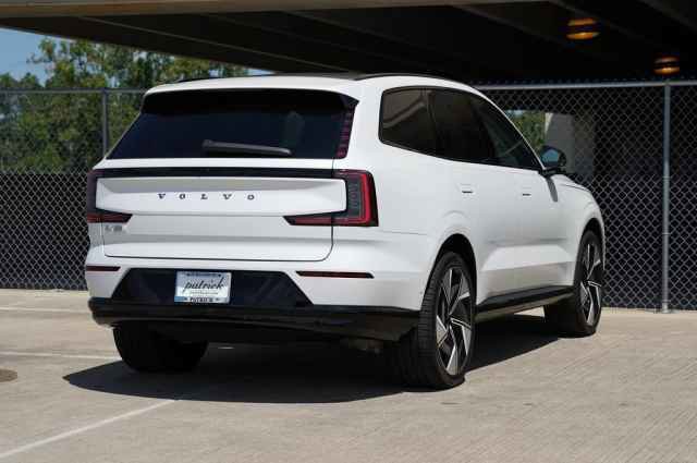 New 2025 Volvo EX90 Ultra image 4