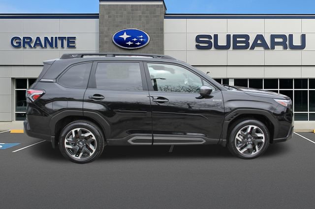 Used 2025 Subaru Forester Limited AWD/4WD image 12