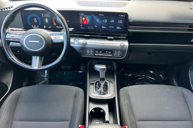 Used 2025 Hyundai Kona SEL AWD/4WD image 17