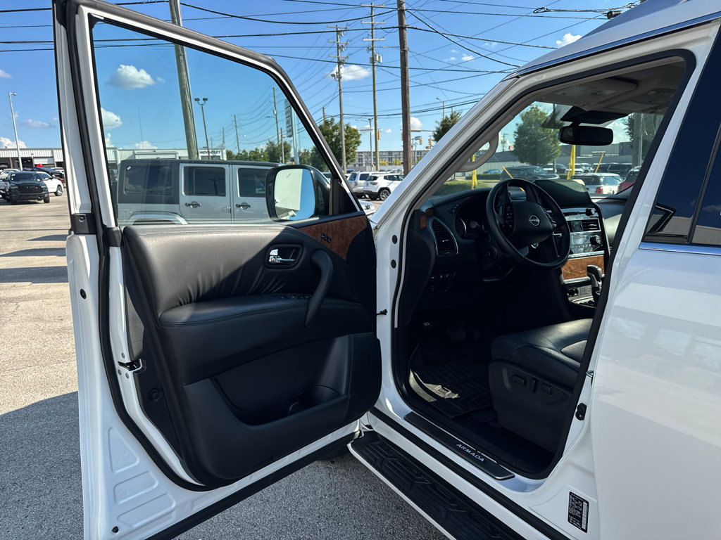 Used 2024 Nissan Armada SL w/ Captain's Chairs Package RWD image 33