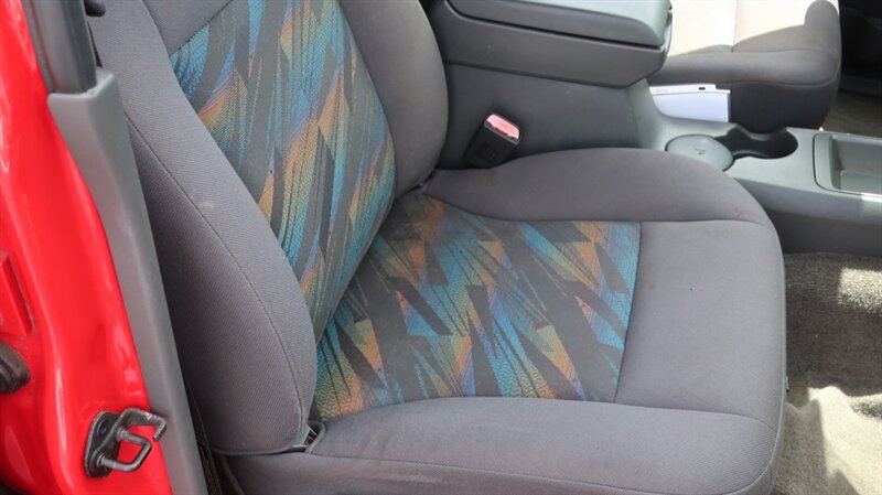 Used 2005 Chevrolet Colorado LS w/ Safe And Sound Package RWD image 18