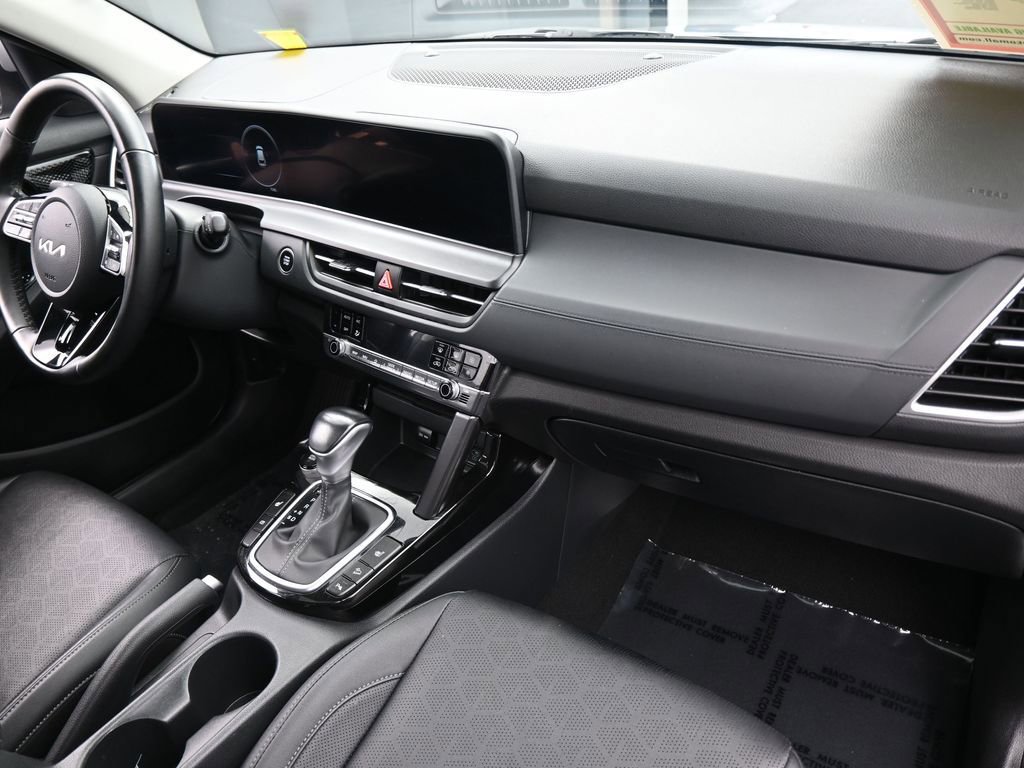 Used 2025 Kia Seltos EX w/ EX Sunroof Package FWD image 42